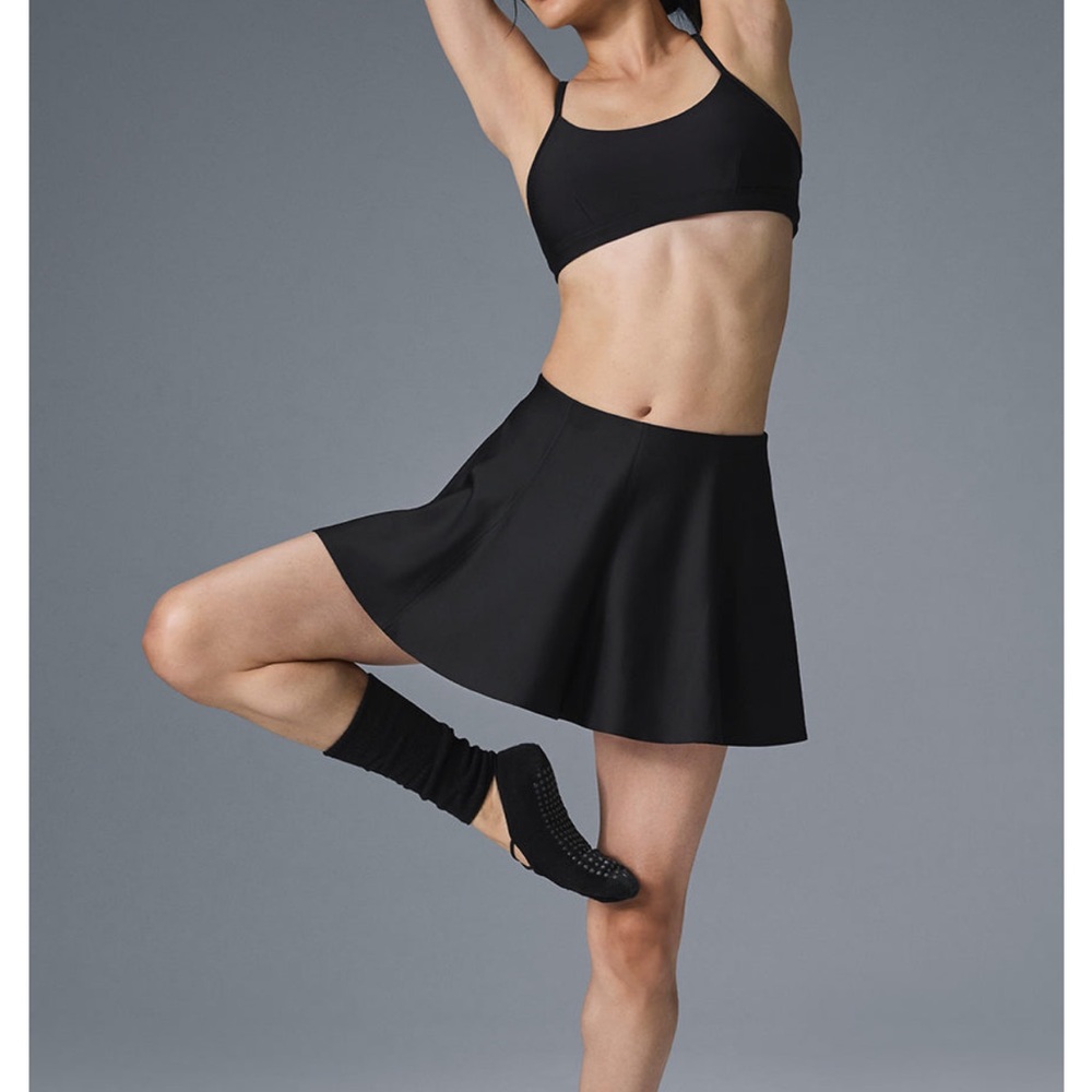 Alo black airlift down the line tennis skirt L NWT